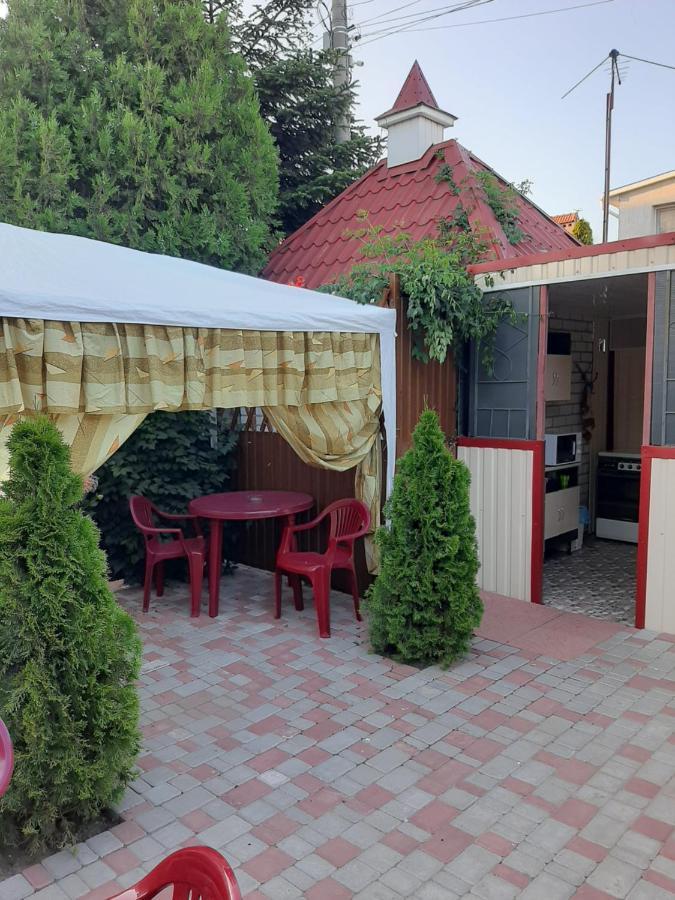 Mini Hotel Уютный Дворик Odessa Zewnętrze zdjęcie