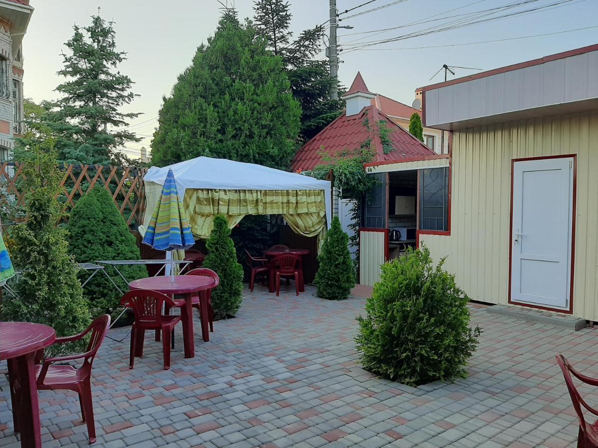 Mini Hotel Уютный Дворик Odessa Zewnętrze zdjęcie