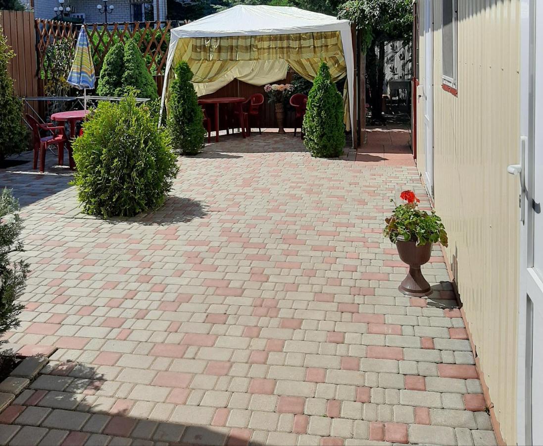 Mini Hotel Уютный Дворик Odessa Zewnętrze zdjęcie